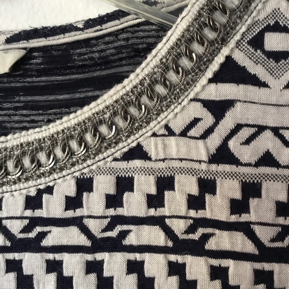 ONLY Geometrical Aztec Print Long Sleeve Chain Neckline Jersey Dress Size Small - Picture 7 of 9